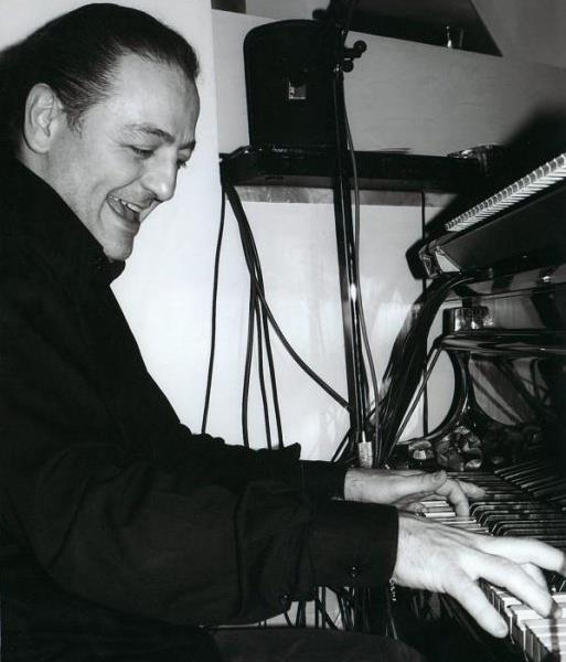 Pianista cantante